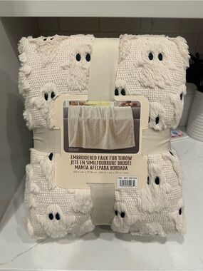 Viral TikTok White Embroidered Faux Fur Ghost Halloween Throw Blanket 60" x 70"